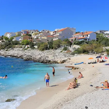 Apartman Apartments By The Sea Sevid, Trogir - 11505 *